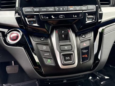 Certified 2024 Honda Odyssey Touring image 28