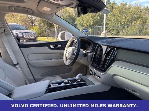 Used 2023 Volvo XC60 B5 Ultimate w/ Climate Package image 13