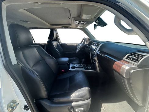 Used 2022 Toyota 4Runner Limited AWD/4WD image 6