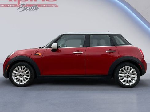 Used 2015 MINI Cooper 4-Door Hardtop image 2