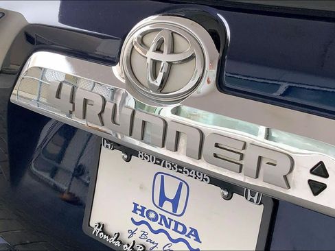 Used 2024 Toyota 4Runner Limited RWD image 33