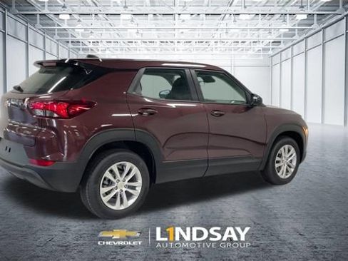 Used 2023 Chevrolet TrailBlazer LS FWD image 4