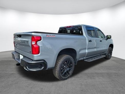 Used 2025 Chevrolet Silverado 1500 LT Trail Boss w/ LT Trail Boss Premium Package AWD/4WD image 6