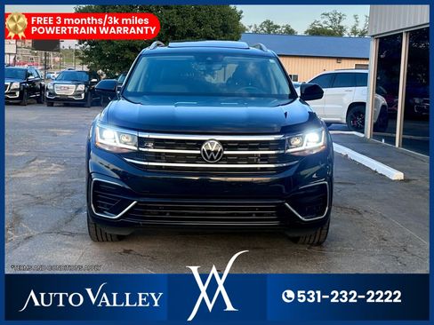 Used 2022 Volkswagen Atlas SEL R-Line AWD/4WD image 2
