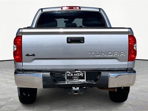 Used 2019 Toyota Tundra SR5 w/ SR5 Upgrade Package image 4