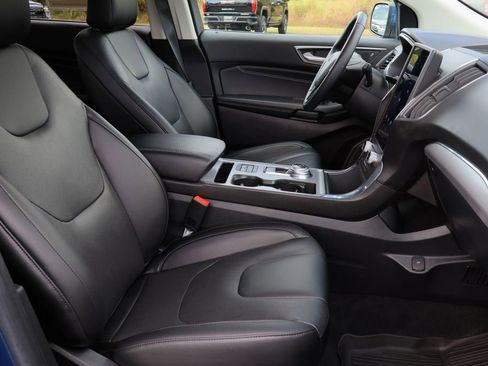 Used 2021 Ford Edge Titanium w/ Equipment Group 301A image 28