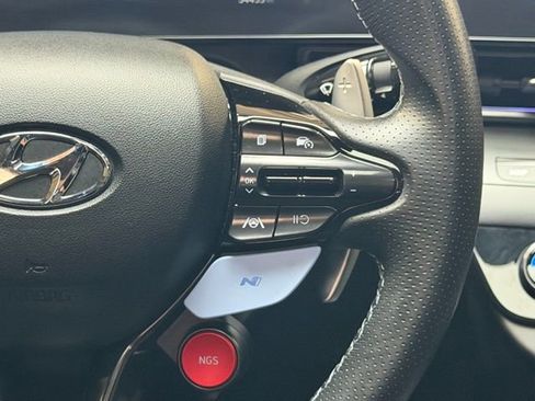 Certified 2023 Hyundai Elantra N image 17