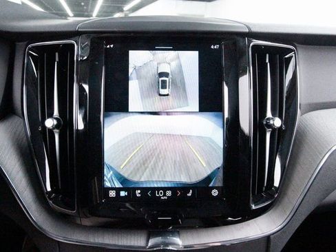 Certified 2025 Volvo XC60 B5 Plus image 12