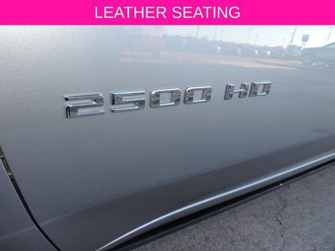 Used 2024 Chevrolet Silverado 2500 ZR2 w/ Technology Package image 16