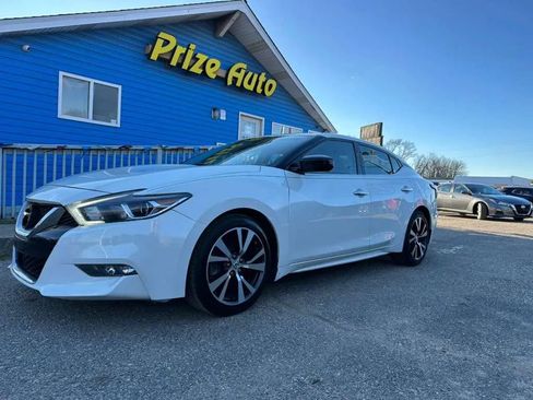 Used 2017 Nissan Maxima 3.5 S image 2