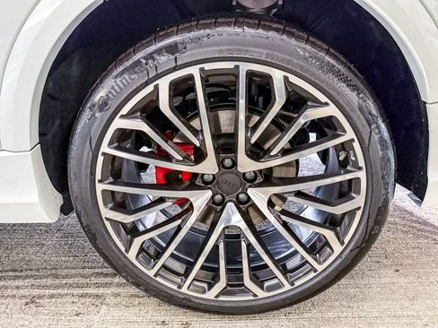 New 2026 Audi SQ8 Premium Plus AWD/4WD image 8