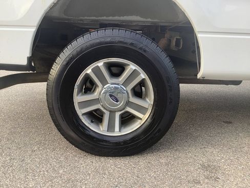 Used 2014 Ford F150 XL w/ Equipment Group 101A Mid AWD/4WD image 28