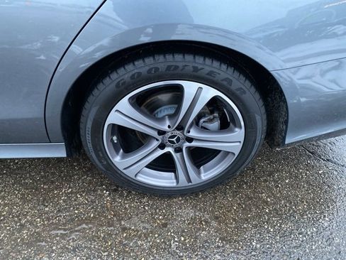 Used 2020 Mercedes-Benz E 350 Sedan image 12