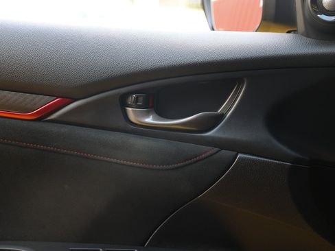 Used 2021 Honda Civic Type R Limited image 50