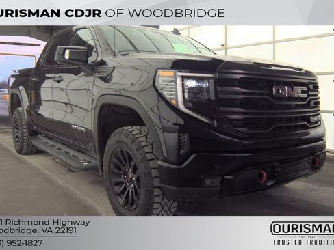 Used 2023 GMC Sierra 1500 AT4X image 3