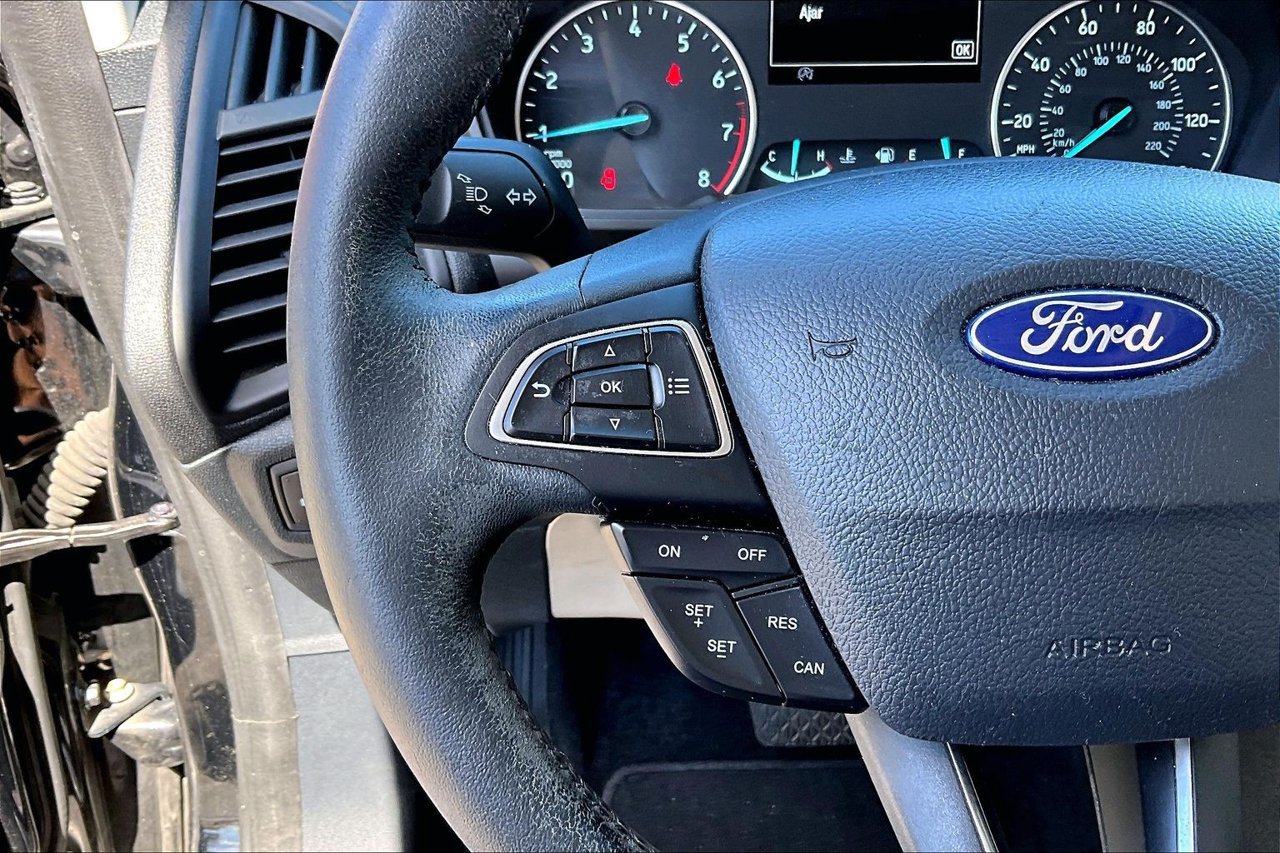Used 2018 Ford EcoSport SE w/ SE Convenience Package FWD image 10