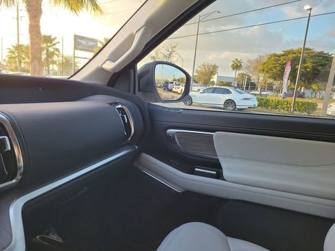 Used 2026 Ford Expedition Max Platinum w/ Platinum Ultimate Package image 31