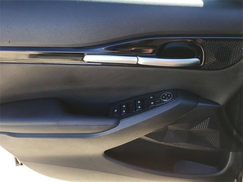 Used 2021 Kia Seltos S image 16