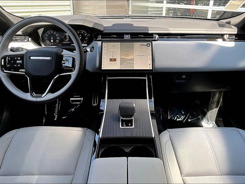 New 2026 Land Rover Range Rover Velar Dynamic SE image 5