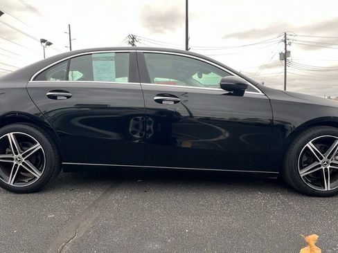 Used 2019 Mercedes-Benz A 220 image 9