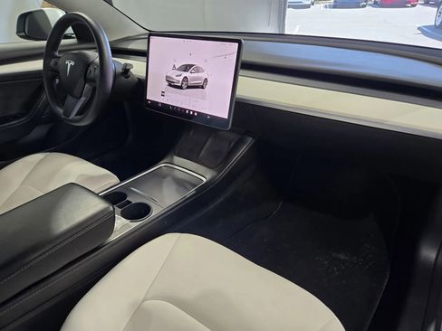 Used 2022 Tesla Model 3 Long Range image 5