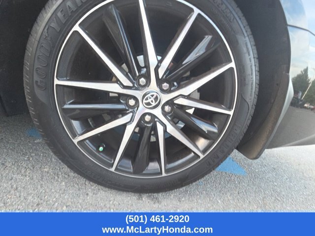 Used 2023 Toyota Camry SE FWD image 9