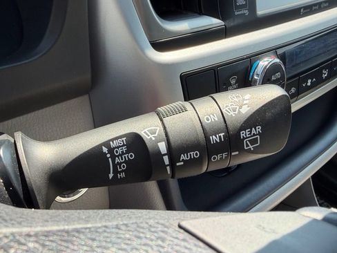 Used 2016 Toyota Highlander Limited Platinum AWD/4WD image 24