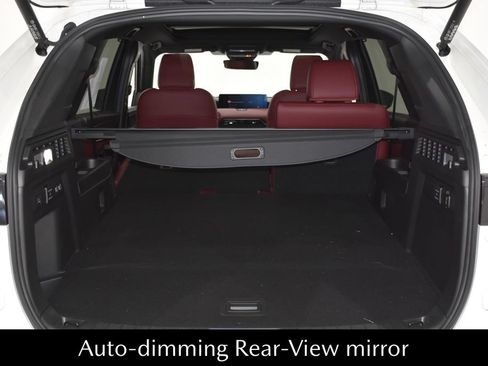 New 2025 MAZDA CX-70 Plug-In Hybrid w/ Premium Plus AWD/4WD image 28