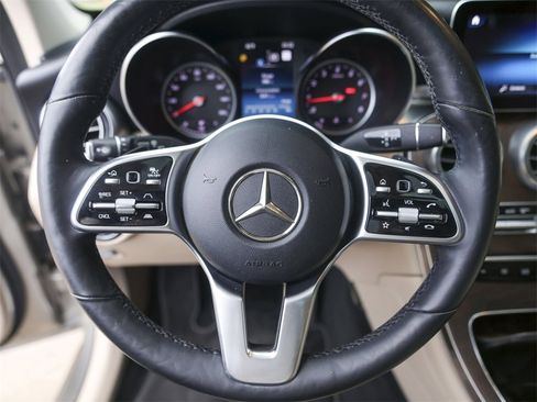 Used 2020 Mercedes-Benz GLC 300 image 17