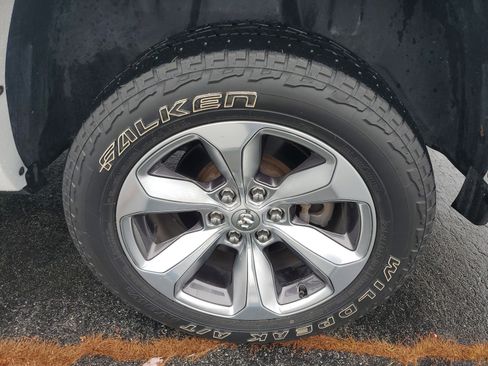 Used 2021 RAM 1500 Limited image 9