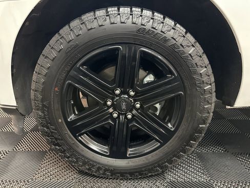 Used 2020 Ford Expedition XLT w/ Equipment Group 202A image 41