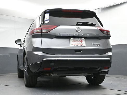 New 2026 Nissan Rogue Platinum w/ Platinum Premium Package AWD/4WD image 30