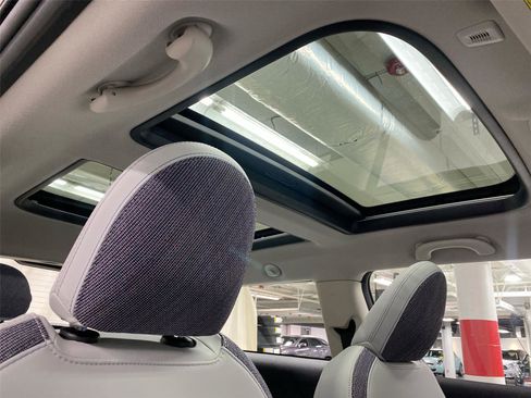 Certified 2025 MINI Cooper S image 20