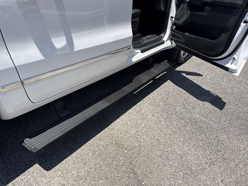 Used 2020 RAM 1500 Limited AWD/4WD image 38