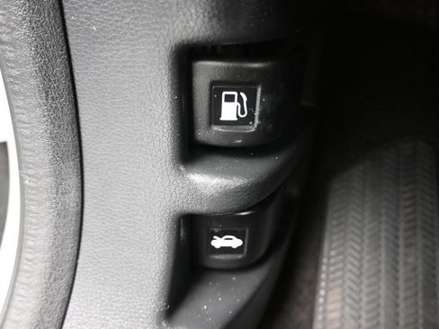 Used 2018 Honda CR-V Touring image 29