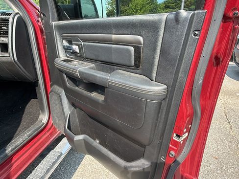 Used 2014 RAM 1500 Sport w/ Convenience Group AWD/4WD image 18