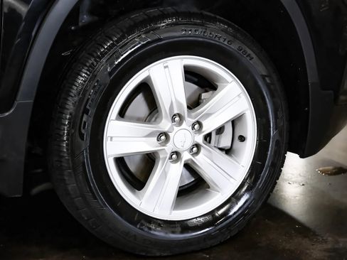 Used 2022 Chevrolet Trax LT w/ LT Convenience Package image 44