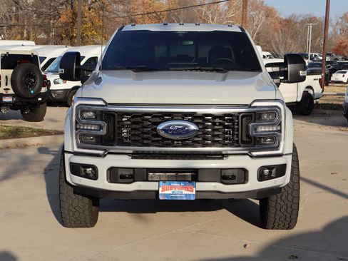 Used 2025 Ford F450 Platinum image 11