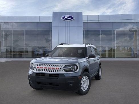 New 2025 Ford Bronco Sport Heritage w/ Convenience Package AWD/4WD image 2