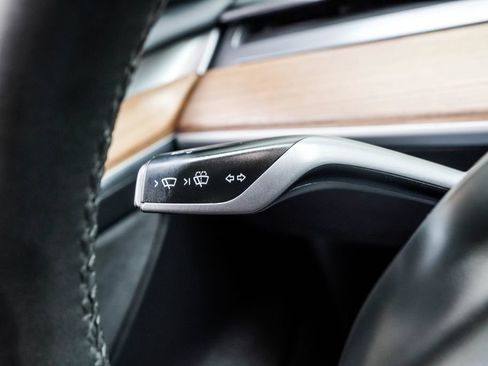 Used 2023 Tesla Model 3 Standard Range RWD image 37