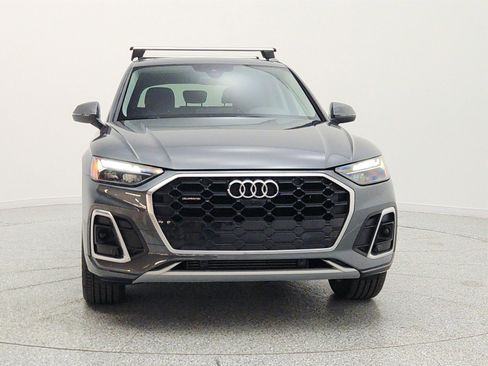 Used 2023 Audi Q5 2.0T Premium Plus w/ Premium Plus Package AWD/4WD image 2