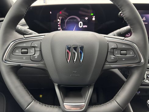 New 2026 Buick Envista Sport Touring w/ Convenience I Package FWD image 18
