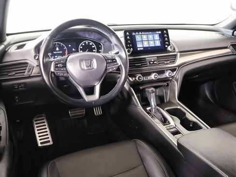 Used 2022 Honda Accord Sport image 2