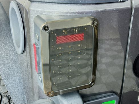 Used 2017 Jeep Wrangler Sport image 51