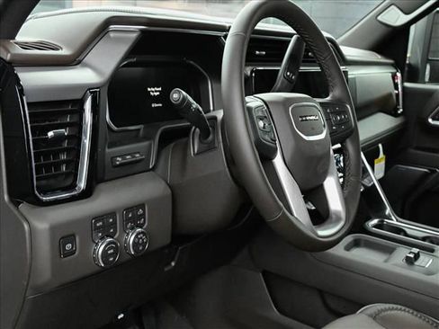 New 2026 GMC Sierra 2500 Denali w/ Denali Reserve Package AWD/4WD image 18