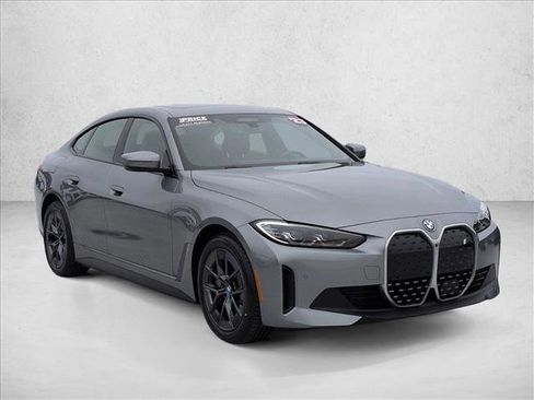 Certified 2023 BMW i4 eDrive35 RWD image 3