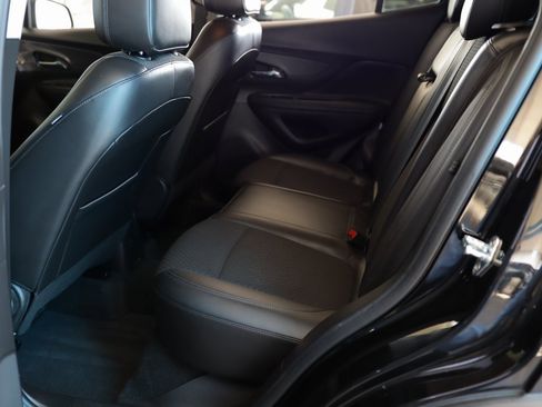 Used 2022 Buick Encore Preferred w/ Safety Package II image 23