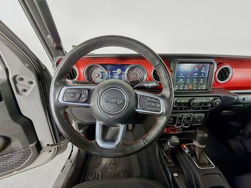 Used 2022 Jeep Gladiator Rubicon w/ Cold Weather Group AWD/4WD image 13