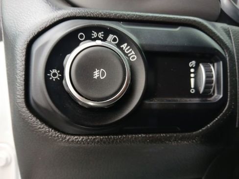 Used 2023 Jeep Wrangler Unlimited Sport AWD/4WD image 17