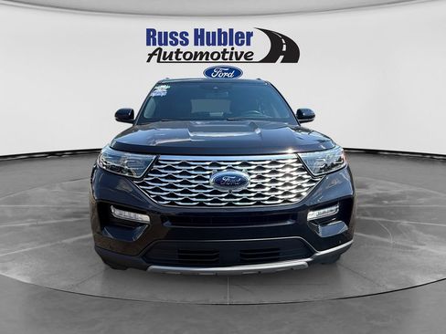 Used 2022 Ford Explorer Platinum w/ Equipment Group 601A AWD/4WD image 10